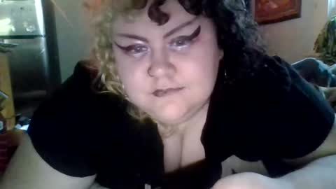 Snapshot of marshallmarx517 chatting on 06/23/26, 12:30 marshallmarx517 online show from 06/23/26, 12:30