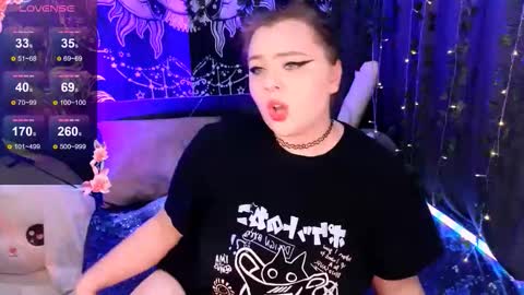 Snapshot of marshmallowbeauty_ chatting on 11/09/25, 07:01 marshmallowbeauty_ online show from 11/09/25, 07:01