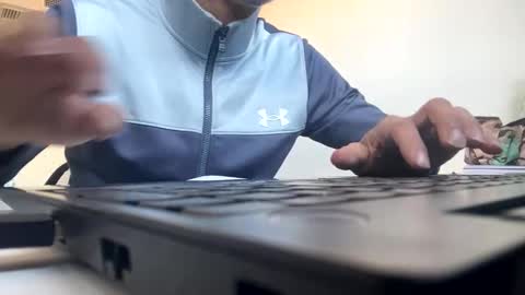 Snapshot of marsupilami_82_ chatting on 11/14/25, 11:53 marsupilami_82_ online show from 11/14/25, 11:53