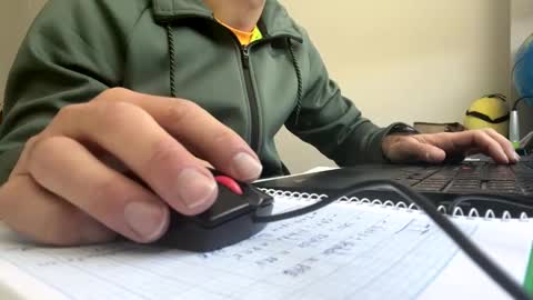 Snapshot of marsupilami_82_ chatting on 11/27/25, 09:55 marsupilami_82_ online show from 11/27/25, 09:55