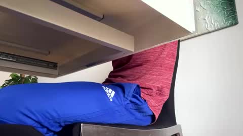 Snapshot of marsupilami_82_ chatting on 12/04/25, 10:24 marsupilami_82_ online show from 12/04/25, 10:24