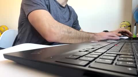 Snapshot of marsupilami_82_ chatting on 03/12/26, 10:43 marsupilami_82_ online show from 03/12/26, 10:43