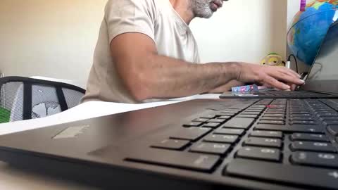 Snapshot of marsupilami_82_ chatting on 04/06/26, 09:21 marsupilami_82_ online show from 04/06/26, 09:21