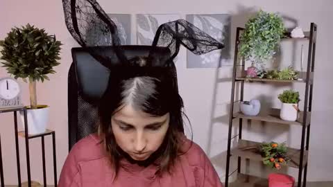 martaedams online show from 10/10/25, 07:07