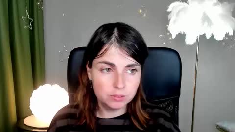 martaedams online show from 12/23/25, 06:11