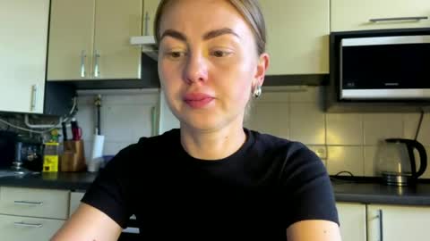 Marta online show from 07/06/26, 04:09