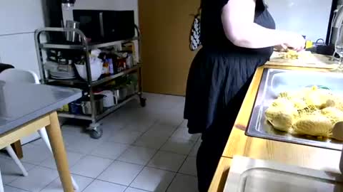 Martha online show from 11/27/25, 06:48