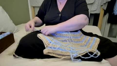 Snapshot of marthabriest chatting on 06/19/26, 03:11 Martha online show from 06/19/26, 03:11