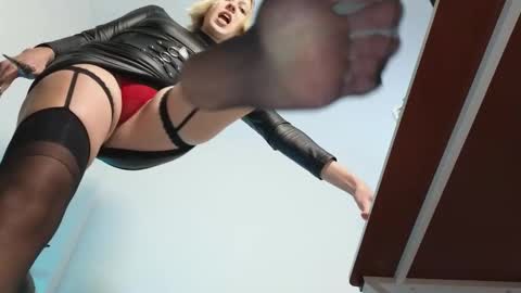 Ultimate Goddess online show from 03/15/26, 08:20