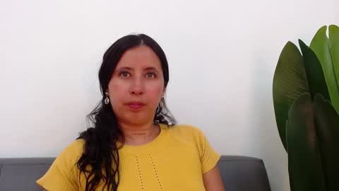 marthina thompson online show from 01/15/25, 04:21