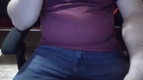 Snapshot of marti697 chatting on 12/27/24, 10:01 marti697 online show from 12/27/24, 10:01