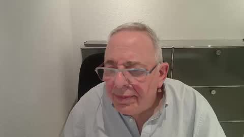 martin_1947 online show from 03/01/26, 06:32