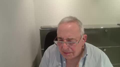 martin_1947 online show from 04/04/26, 06:38