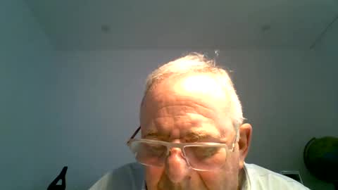 martin_1947 online show from 05/09/26, 06:35