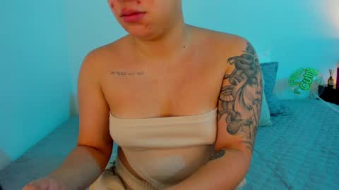 Snapshot of martina_connor1 chatting on 04/09/26, 10:53 C A R O L I N A online show from 04/09/26, 10:53