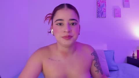 C A R O L I N A  online show from 05/25/26, 05:08