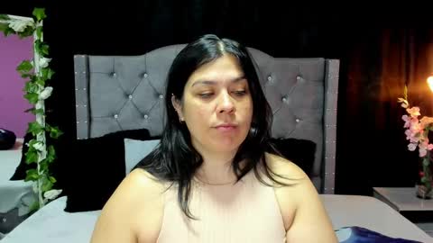 Snapshot of martina_foxy_ chatting on 03/09/25, 11:47 MARTINA online show from 03/09/25, 11:47