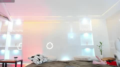 Martina  online show from 02/17/25, 08:15