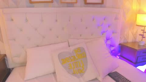 Martina online show from 04/29/26, 12:09