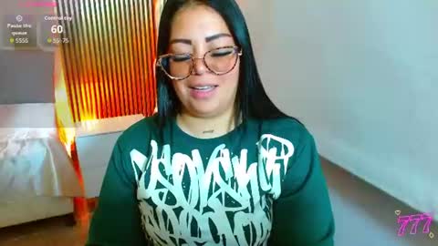 Snapshot of martina_tay chatting on 07/10/26, 03:33 Hey im martina online show from 07/10/26, 03:33