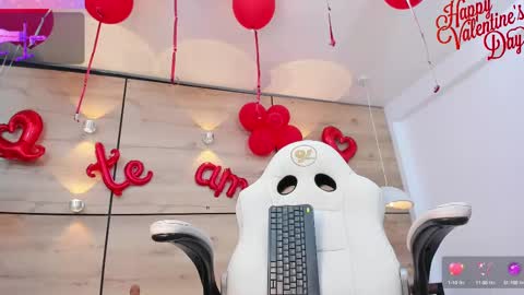 martina touss  online show from 02/15/25, 02:47