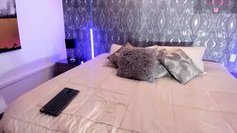 martina rizzi online show from 01/16/26, 04:16