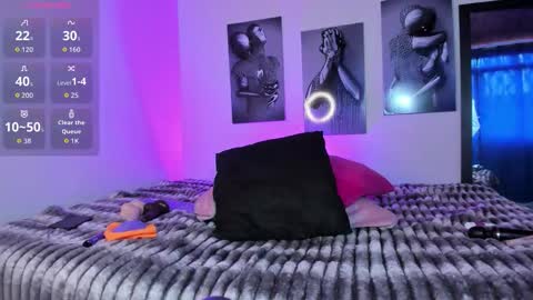 Snapshot of martinavizmara chatting on 03/23/26, 07:40 Martina vizmara online show from 03/23/26, 07:40