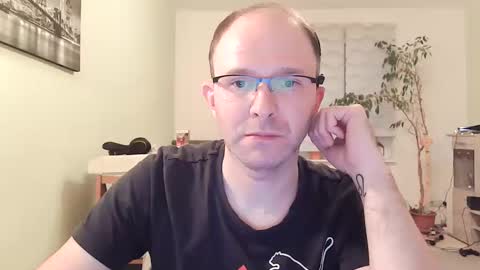 Snapshot of martingersdorf85 chatting on 11/12/25, 03:34 Martin online show from 11/12/25, 03:34