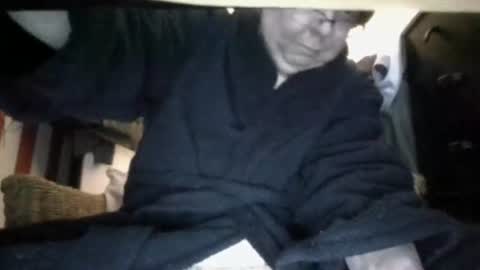 Snapshot of martingiles777 chatting on 11/14/25, 09:52 martingiles777 online show from 11/14/25, 09:52