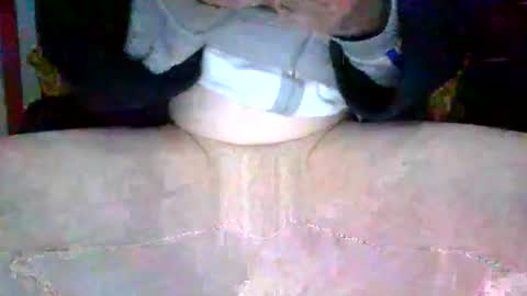 Snapshot of martingiles777 chatting on 11/17/25, 11:16 martingiles777 online show from 11/17/25, 11:16