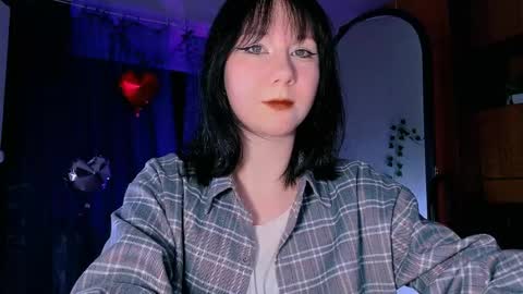 Nancy online show from 04/17/26, 05:27