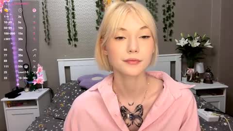 Lisa online show from 02/11/26, 02:11