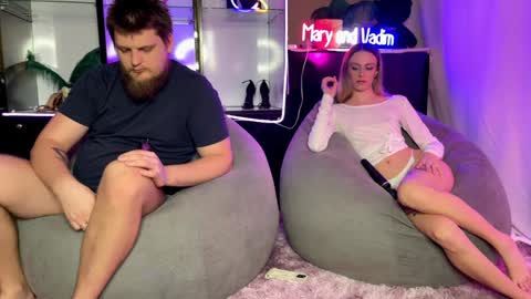 Snapshot of mary_and_vadim chatting on 02/04/25, 01:06 Maria and Vadim online show from 02/04/25, 01:06