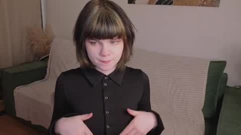 Mary online show from 05/19/26, 01:28