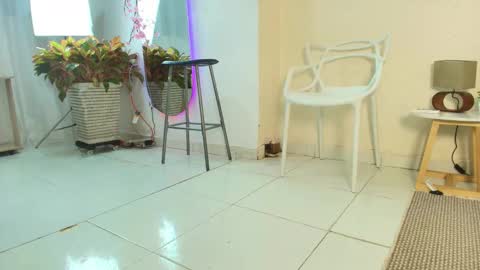 mary_cute9 online show from 03/19/26, 12:09