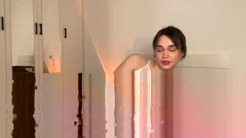 Mary online show from 02/20/25, 06:24