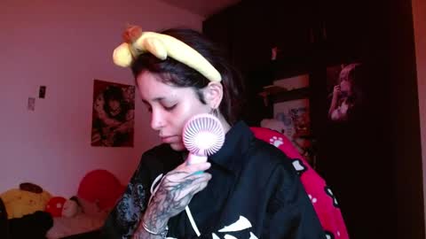                      100   online show from 05/19/26, 08:20