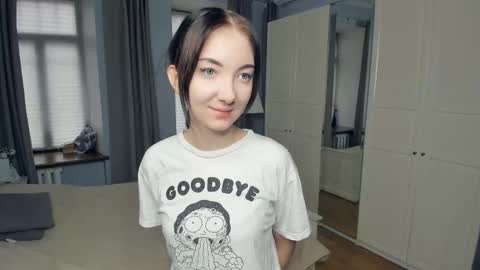 Mary online show from 12/21/25, 08:32