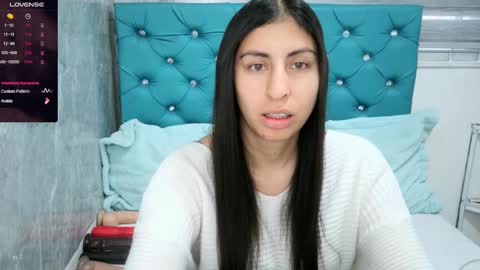 Snapshot of mary_mood_ chatting on 12/02/24, 11:01 Mary Moon online show from 12/02/24, 11:01