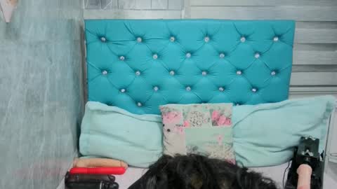 Snapshot of mary_mood_ chatting on 03/05/25, 11:06 Mary Moon online show from 03/05/25, 11:06