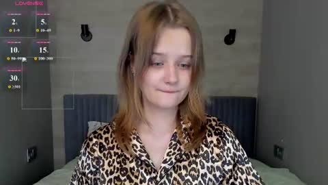 Snapshot of mary_phoenix chatting on 06/12/26, 09:03 mary_phoenix online show from 06/12/26, 09:03