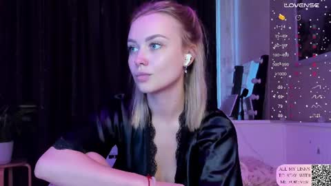 Snapshot of mary_romance chatting on 07/12/26, 03:58 Mary online show from 07/12/26, 03:58