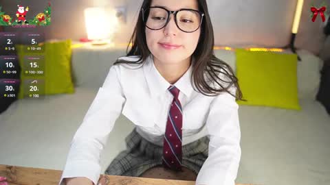 Snapshot of mary_shiota chatting on 12/28/24, 05:23 HelIo Everyone Im MaryWelcome to my room and lets have a good time together with me online show from 12/28/24, 05:23