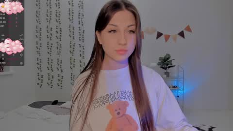 Snapshot of mary_tim chatting on 12/13/24, 05:54 Maryana online show from 12/13/24, 05:54