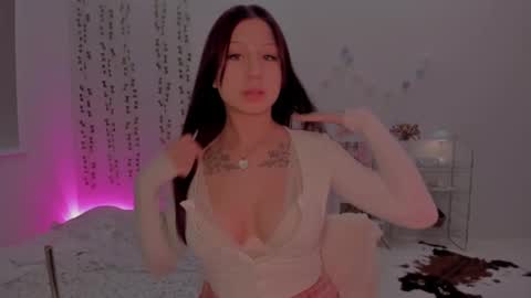 Snapshot of mary_tim chatting on 09/14/25, 07:02 Maryana online show from 09/14/25, 07:02