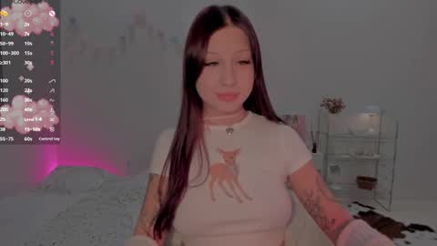 Snapshot of mary_tim chatting on 10/21/25, 01:23 Maryana online show from 10/21/25, 01:23