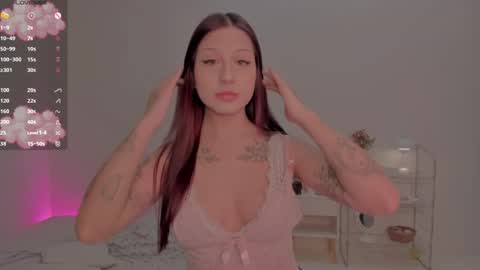 Maryana online show from 12/17/25, 06:03