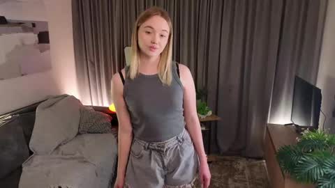 Alice online show from 05/12/26, 03:42