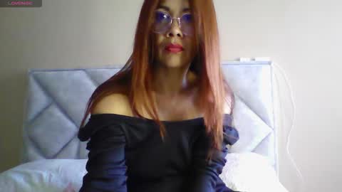 Snapshot of maryamgirl08 chatting on 03/21/26, 09:51 Engracia online show from 03/21/26, 09:51