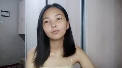 Lily online show from 07/10/26, 12:08